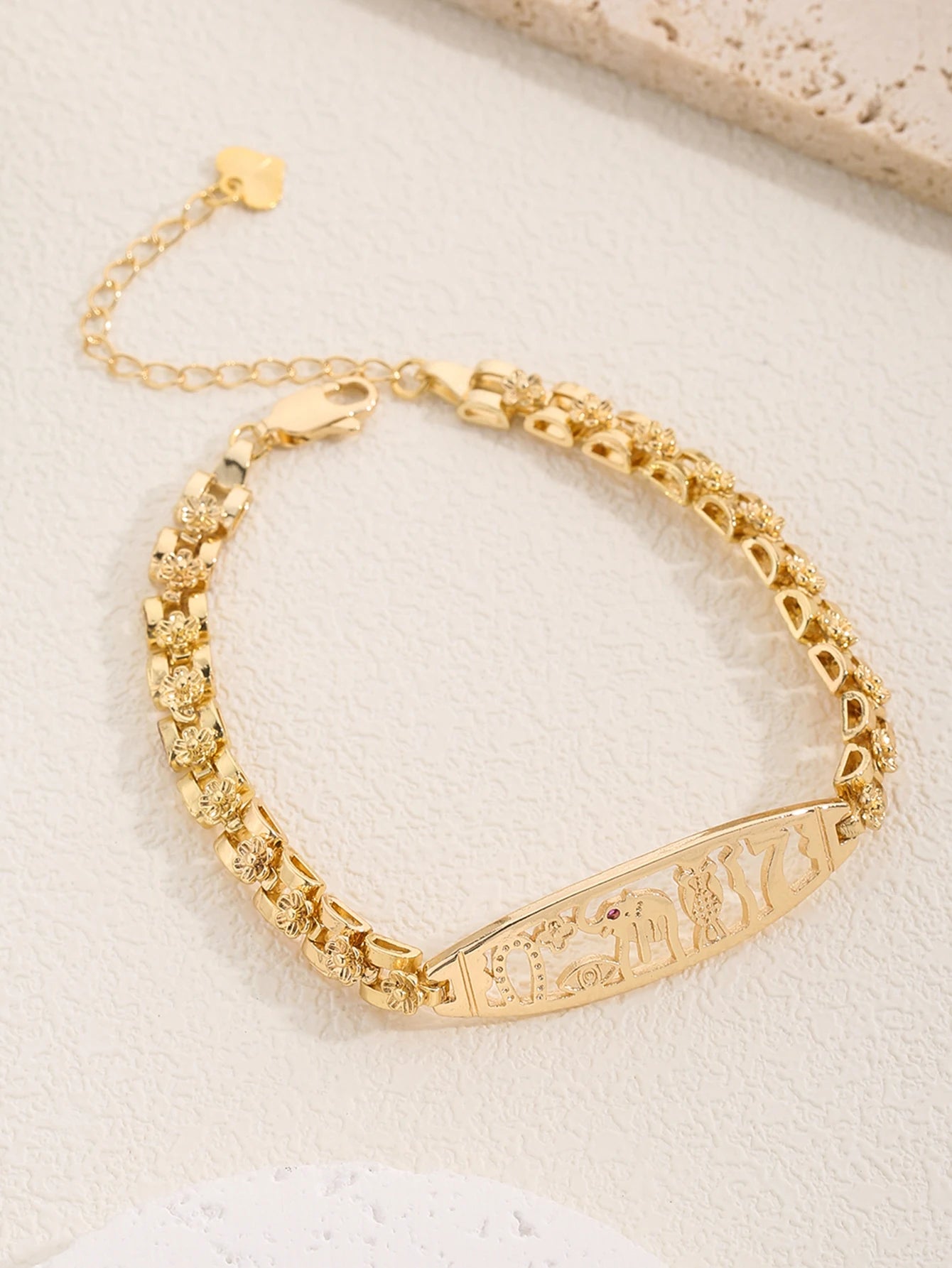 FanSibao Jewelry Fashion Exquisite Elegant Unique Hollow Elephant Shaped Women's Bracelet Light Gold Birthday Christmas Gift